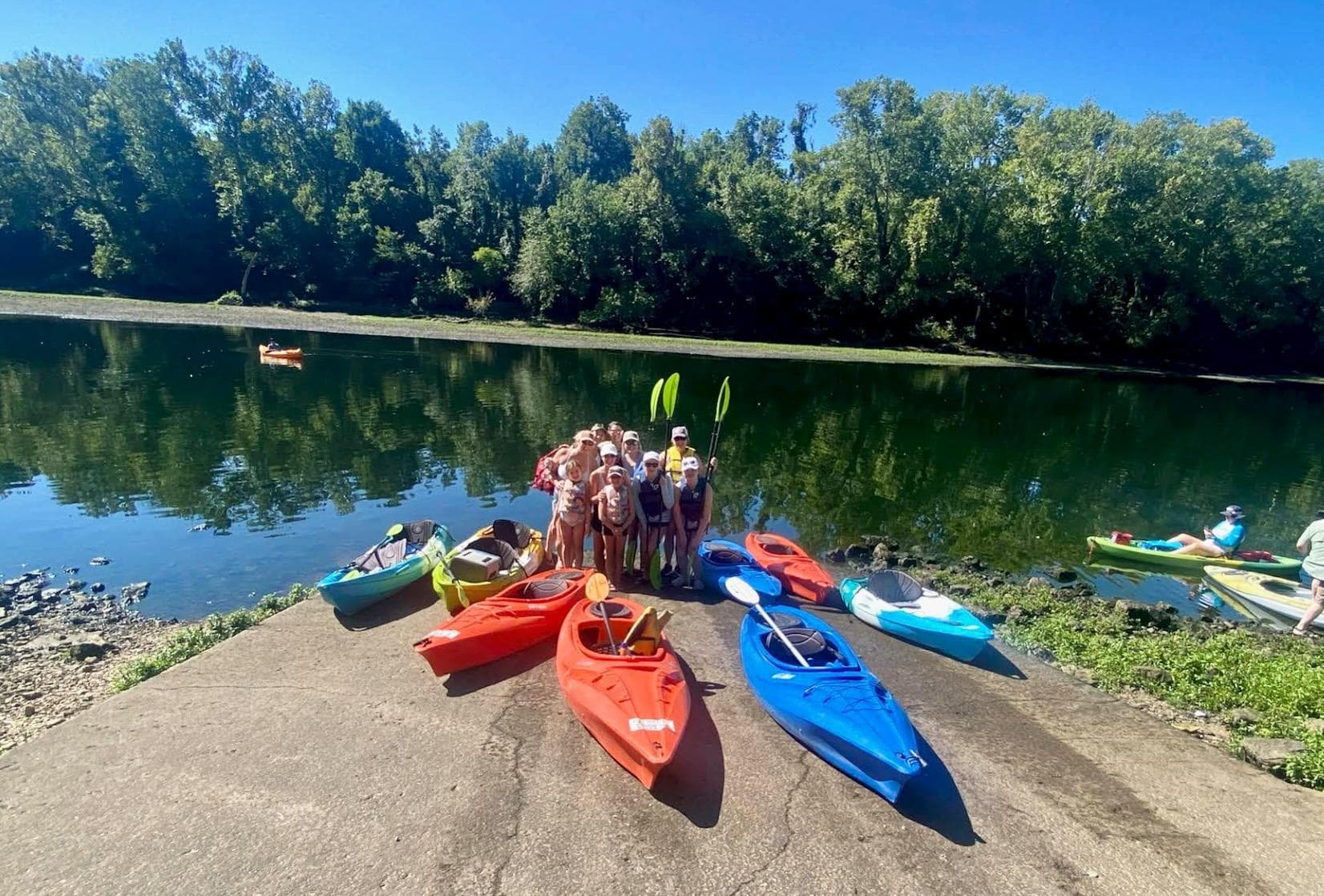 Taneycomo — Dam to Cooper Creek — Kayak Branson